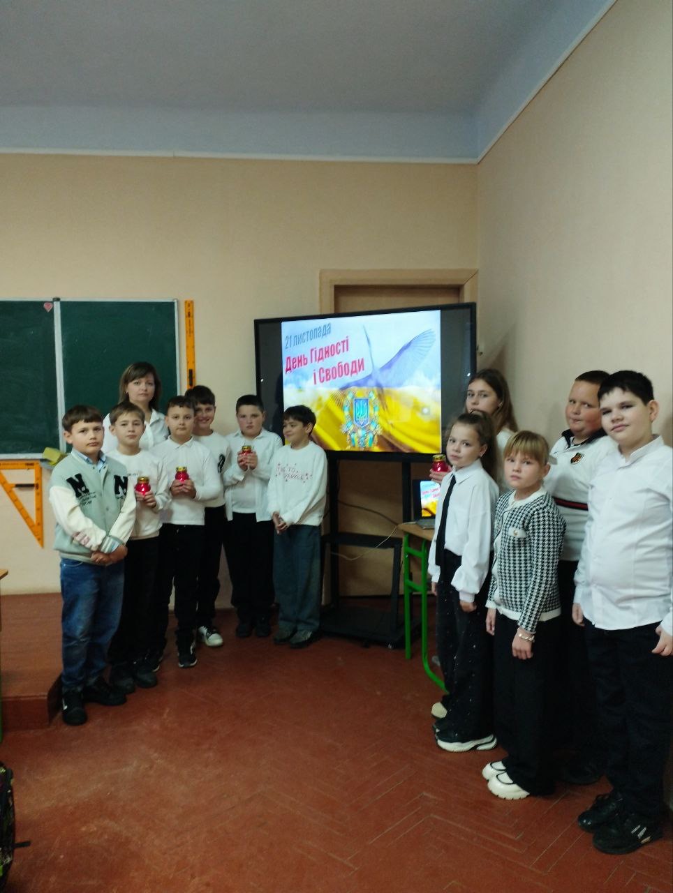 «Україна гідна свободи!»